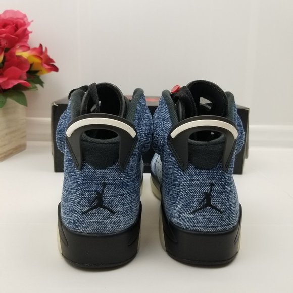 Jordan 6 Retro Washed Denim - Picture 5 of 6